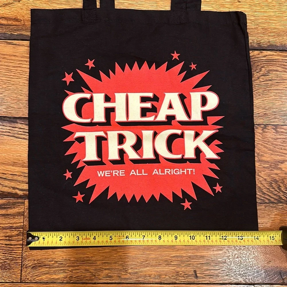NWOT🎈CHEAP TRICK 2 HANDLED TOTE BAG FROM THE WE’RE ALL ALRIGHT! TOUR WITH LOGO - Picture 4 of 5